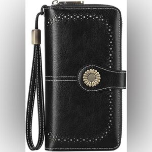 NWOT Sendefn Wallet/Wristlet